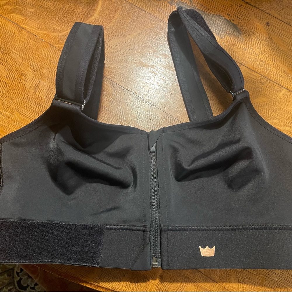 SHEFIT Luxe Black Sports Bra